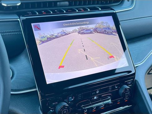 New 2025 Jeep Grand Cherokee L Limited w/ Trailer Tow Package image 14