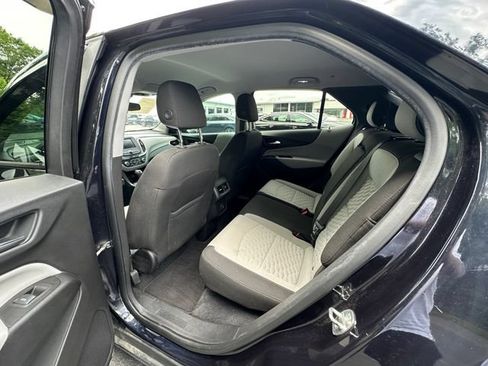 Used 2020 Chevrolet Equinox LS w/ LS Convenience Package FWD image 18