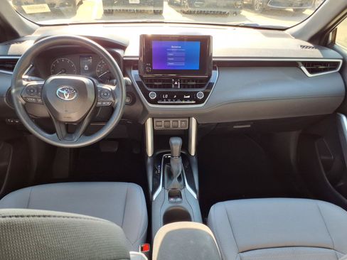 Used 2024 Toyota Corolla Cross AWD Hybrid image 11
