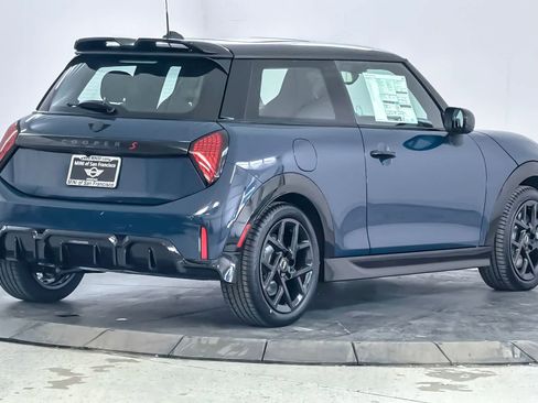 New 2026 MINI Cooper S FWD image 2