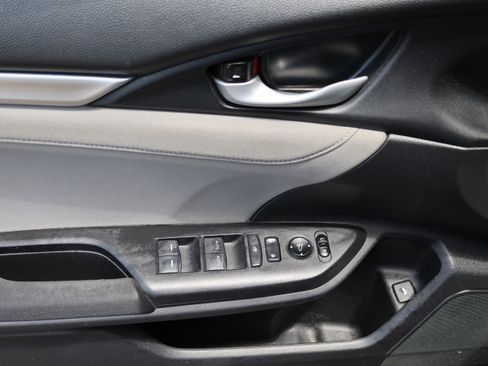 Used 2021 Honda Civic EX image 18