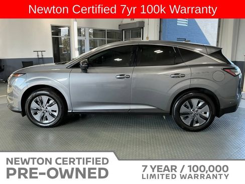 Used 2025 Nissan Murano SL AWD/4WD image 3