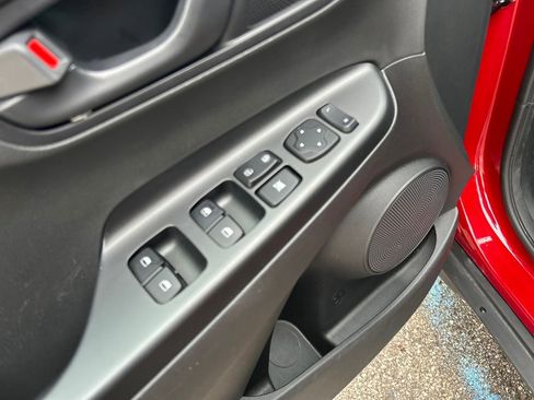 Certified 2022 Hyundai Kona SEL w/ Winter Weather Package image 12