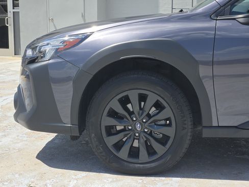 Used 2024 Subaru Outback Onyx Edition XT AWD/4WD image 9