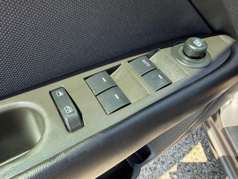 Used 2012 Ford Fusion SE FWD image 35