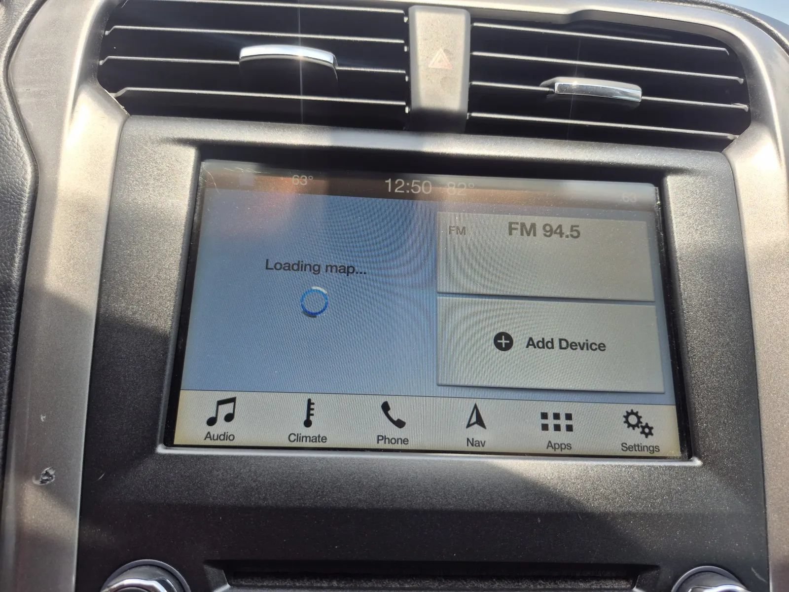 Used 2018 Ford Fusion SE w/ Fusion SE Technology Package FWD image 24