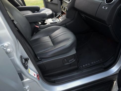 Used 2016 Land Rover LR4 HSE Silver Edition AWD/4WD image 83
