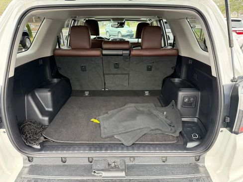Used 2020 Toyota 4Runner Limited image 28