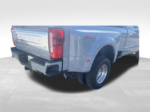 Used 2026 Ford F350 Platinum w/ Platinum Plus Package AWD/4WD image 15