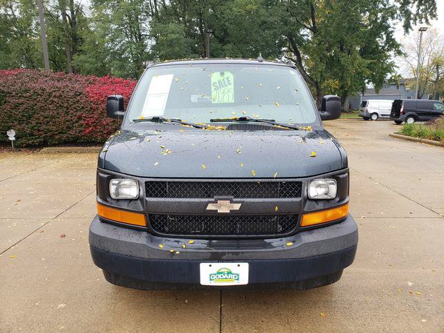 Used 2017 Chevrolet Express 2500 LS RWD image 2