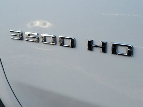Used 2022 Chevrolet Silverado 3500 High Country AWD/4WD image 10