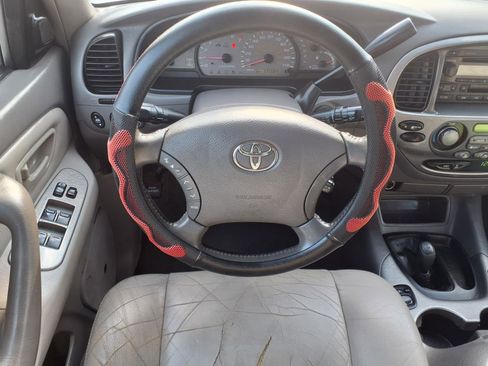 Used 2003 Toyota Sequoia Limited image 4