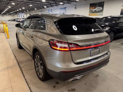 Certified 2023 Lincoln Nautilus Reserve AWD/4WD image 10