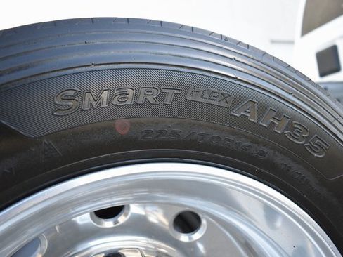 Used 2022 RAM 5500 Tradesman w/ Chrome Appearance Group image 34