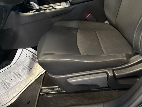 Used 2025 Nissan Sentra SV FWD image 16