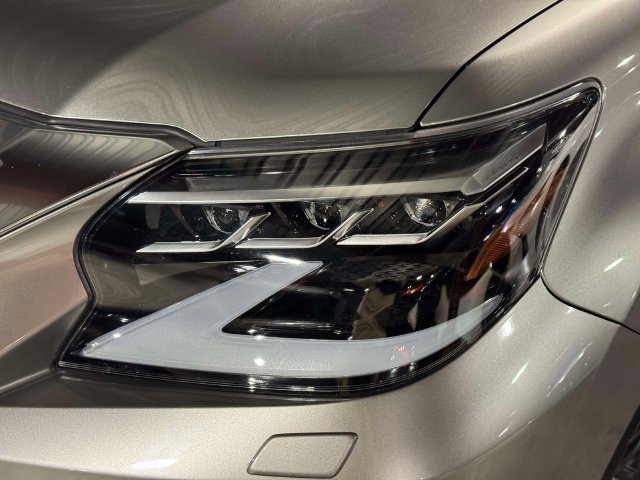 Certified 2023 Lexus GX 460 Premium w/ Premium Package AWD/4WD image 11