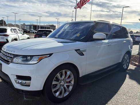 Used 2017 Land Rover Range Rover Sport Supercharged image 3
