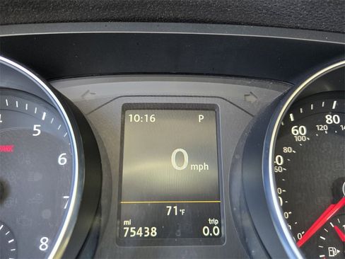 Used 2019 Volkswagen Passat 2.0T Wolfsburg w/ Wheels & Sunroof Package image 29