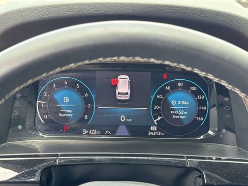 Used 2025 Volkswagen Atlas SE AWD/4WD image 15