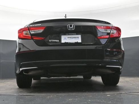 Used 2018 Honda Accord EX image 29