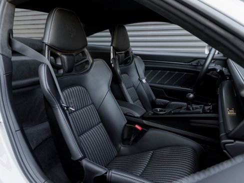 Used 2024 Porsche 911 S/T image 35