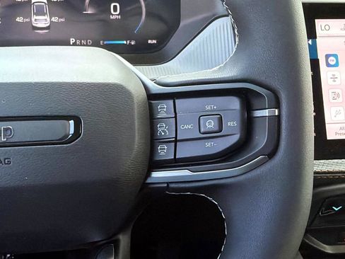 New 2026 Jeep Cherokee Limited AWD/4WD image 15