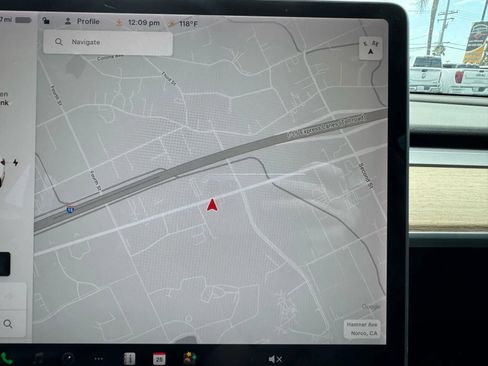 Used 2021 Tesla Model 3 Long Range AWD/4WD image 11
