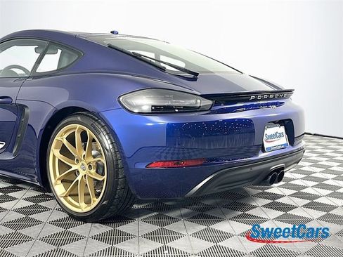 Used 2024 Porsche 718 Cayman image 39