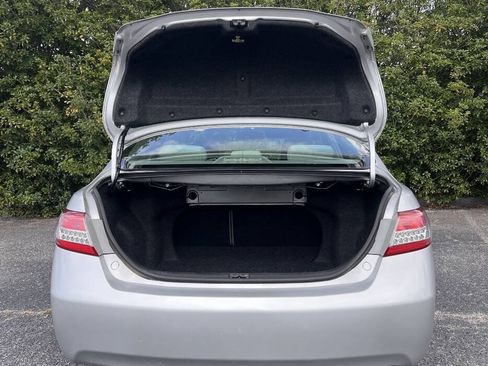 Used 2011 Toyota Camry FWD image 7