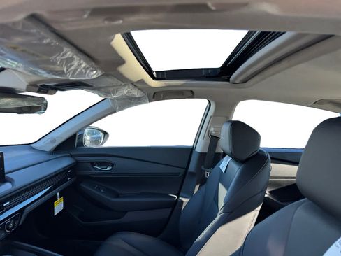 New 2025 Honda Accord EX-L image 12