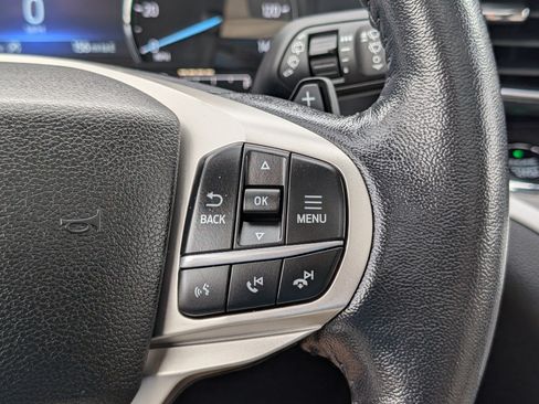 Certified 2020 Ford Explorer XLT w/ Equipment Group 202A AWD/4WD image 27