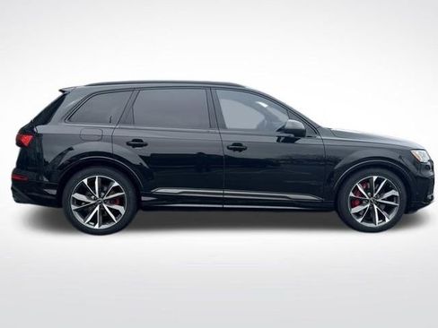 Certified 2024 Audi SQ7 Prestige AWD/4WD image 11