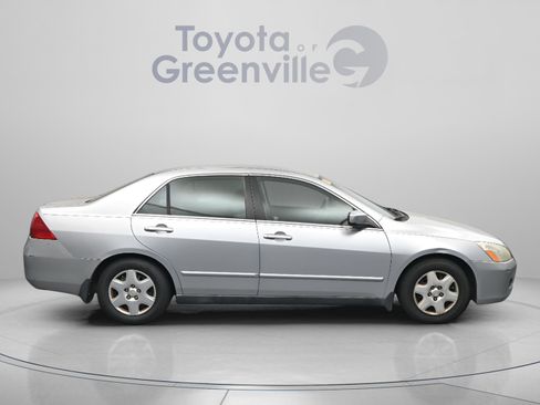 Used 2007 Honda Accord LX image 17