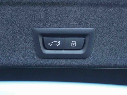 Used 2025 BMW X6 xDrive40i image 39