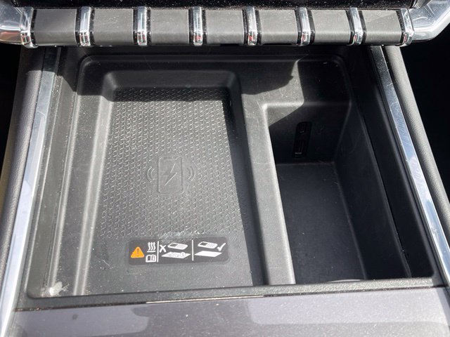 Used 2025 GMC Acadia Elevation FWD image 22