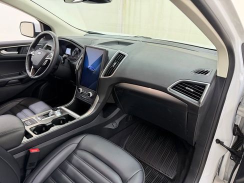 Used 2024 Ford Edge SEL w/ Convenience Package AWD/4WD image 12