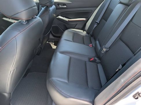 Used 2025 Nissan Altima 2.5 SR FWD image 28