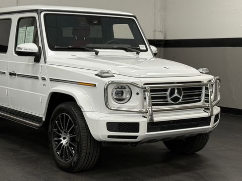 Used 2024 Mercedes-Benz G 550 image 3