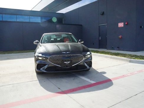 New 2026 Genesis G70 2.5T Prestige image 2