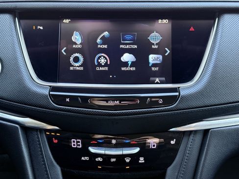 Used 2017 Cadillac XT5 Luxury w/ Driver Awareness Package image 28