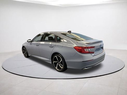 Used 2022 Honda Accord Sport image 4