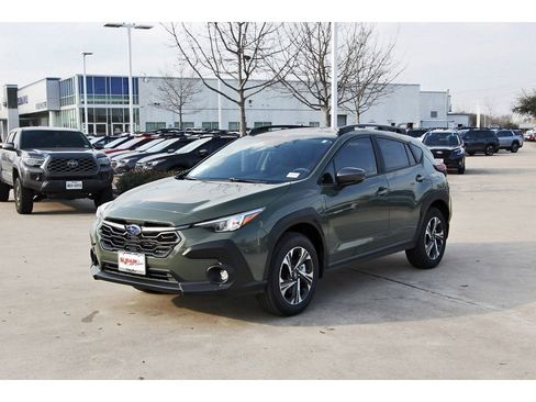 New 2026 Subaru Crosstrek 2.0i Premium image 2