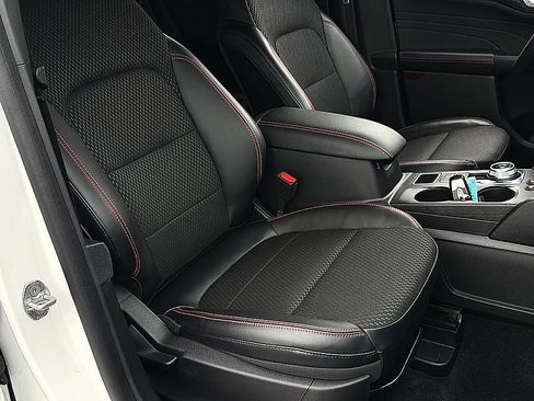 Used 2023 Ford Escape ST-Line w/ Tech Pack #1 FWD image 20