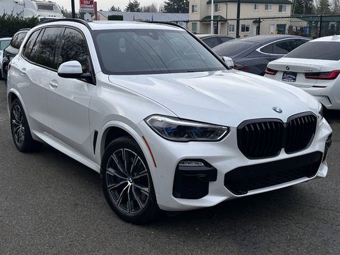 Used 2019 BMW X5 xDrive40i w/ M Sport Package image 16