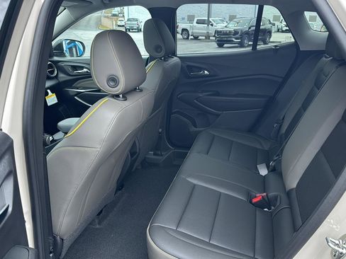 New 2026 Chevrolet Trax ACTIV w/ Sunroof Package image 10