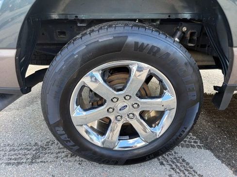 Used 2021 Ford F150 Lariat image 32