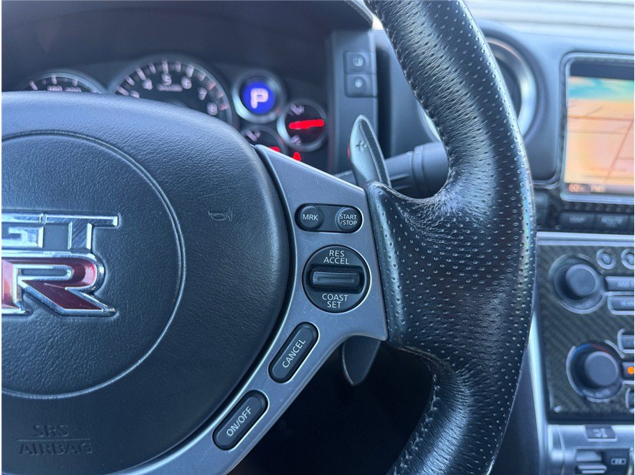 Used 2009 Nissan GT-R Premium AWD/4WD image 26