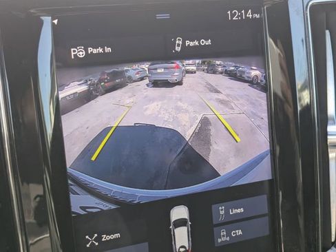 Used 2019 Volvo XC60 T6 R-Design w/ Protection Package Premier image 23