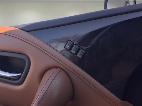 Used 2022 INFINITI QX80 Sensory w/ All-Season Package image 23