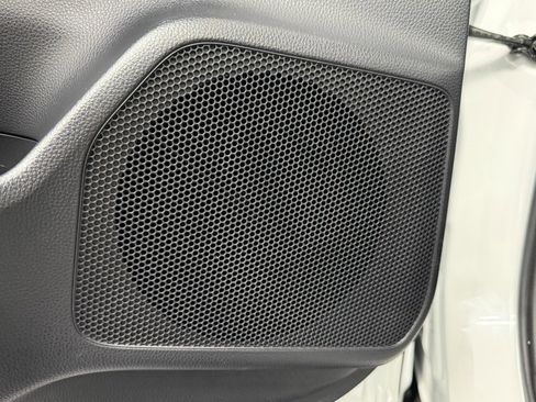 Used 2023 Toyota Crown XLE image 35